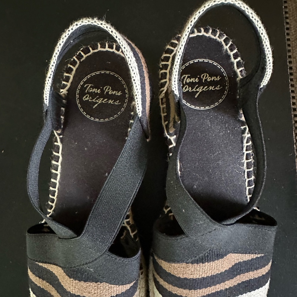 TONI PONS- closed toe espadrille/overlapping stretchy straps, slingback strap - Picture 9 of 11